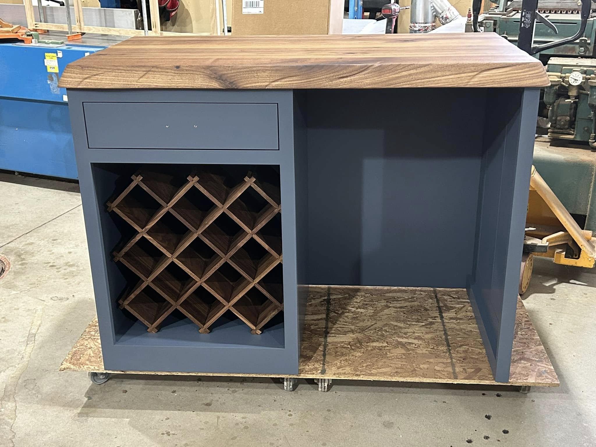 Bar/Wine Rack